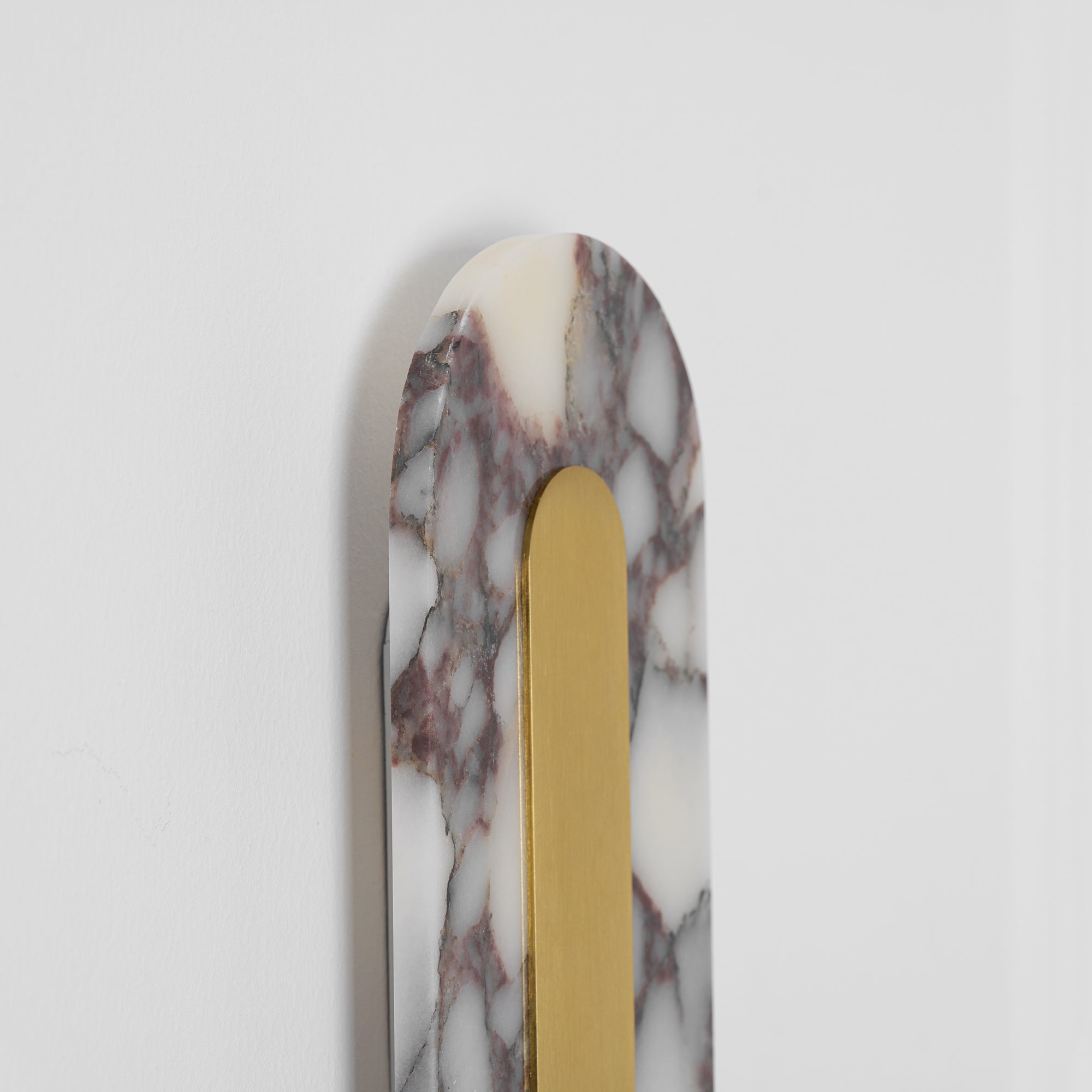 Refined Marble Wall Sconce | Ormexis