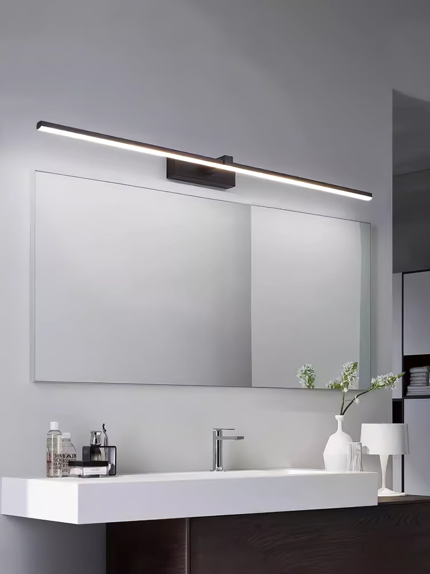 Wall-Mounted LED Vanity Bar Light | Ormexis