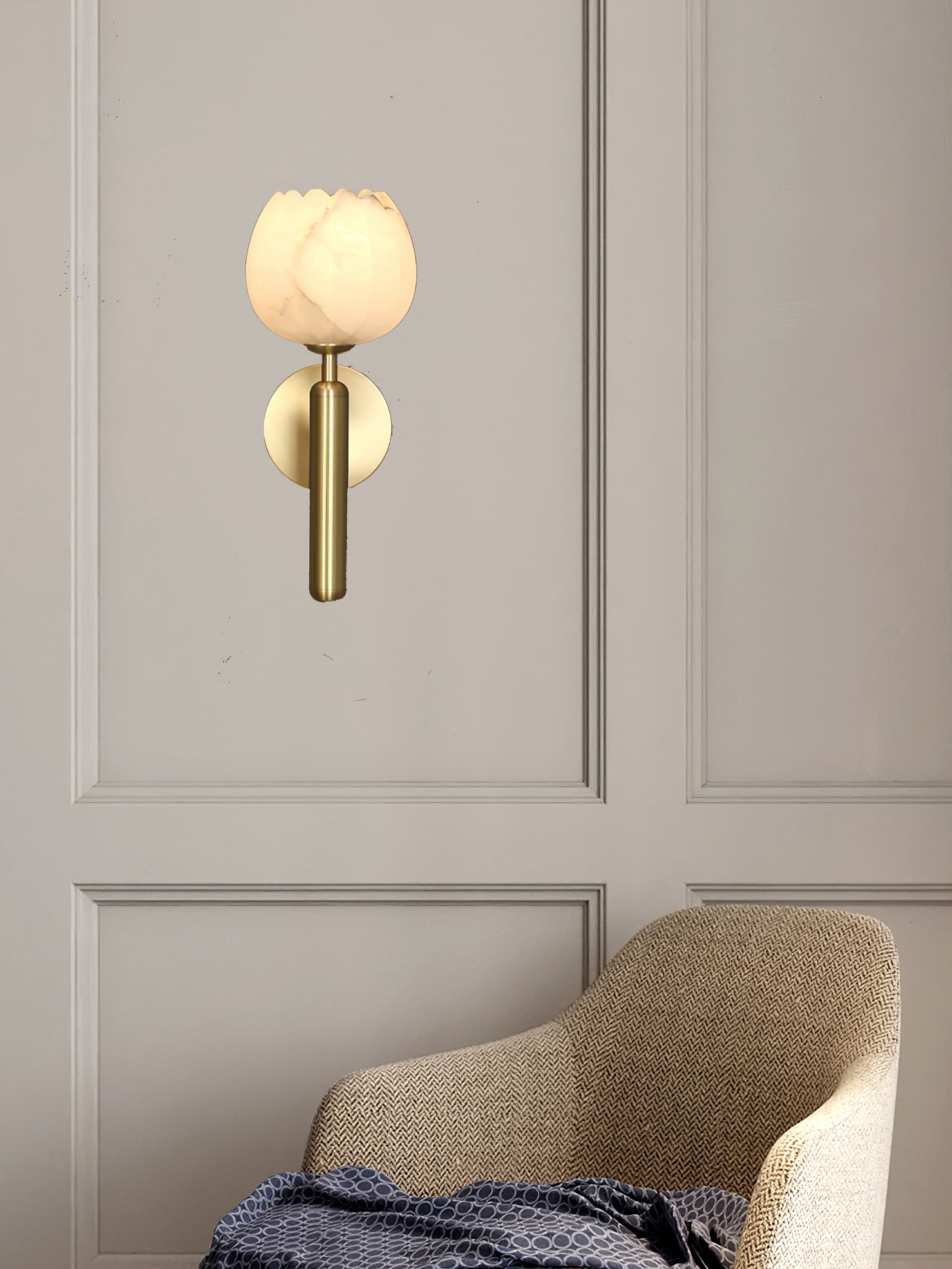 Aplică de perete în stil Art Nouveau, în formă de lalea | Ormexis