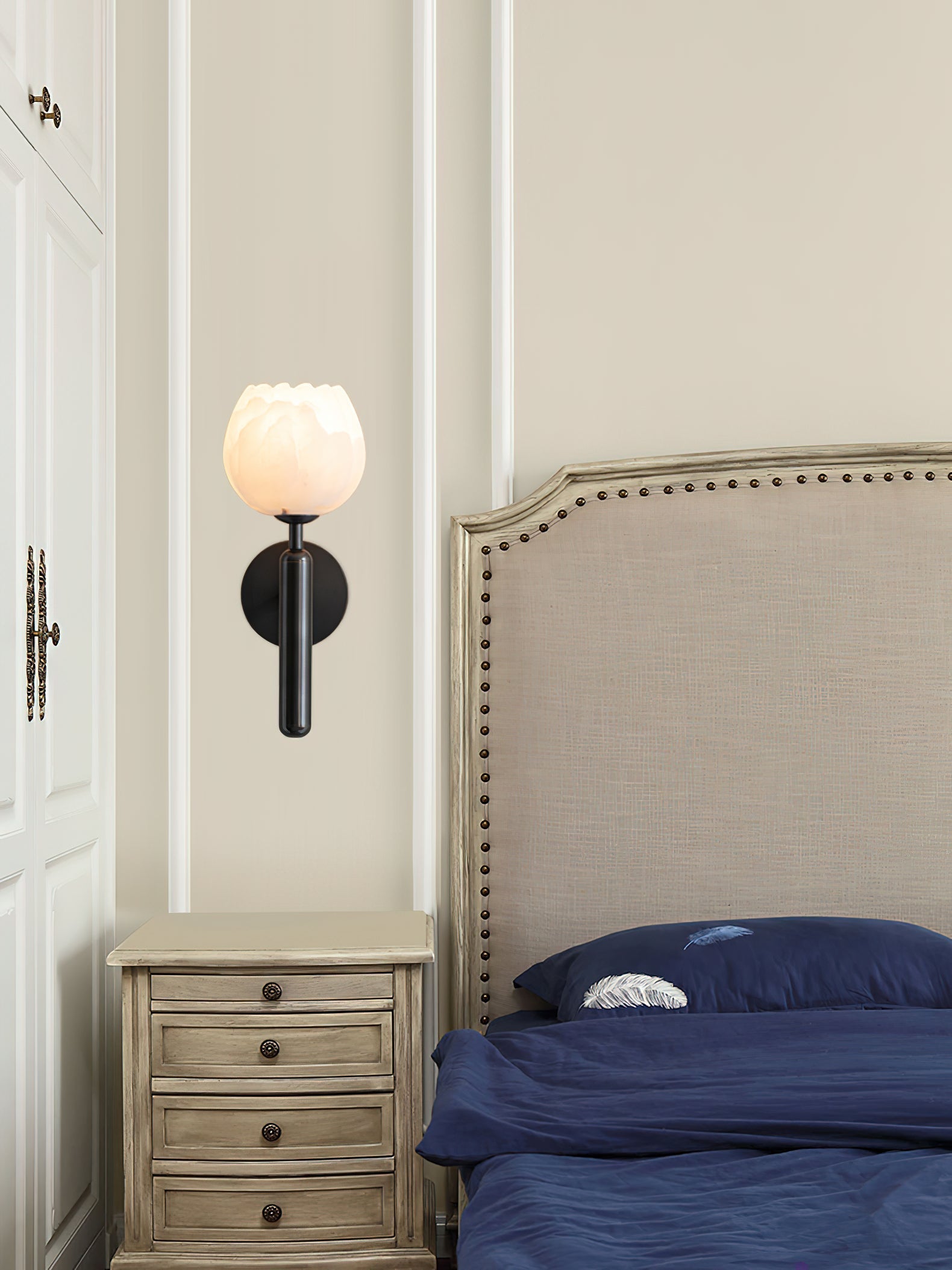Aplică de perete în stil Art Nouveau, în formă de lalea | Ormexis