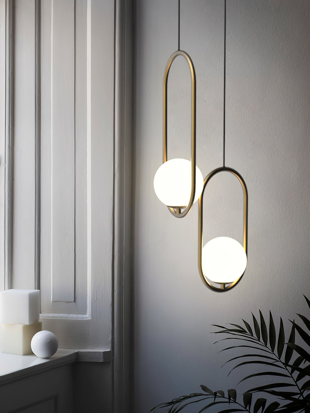 Sleek Modern Pendant Ceiling Lamp | Ormexis