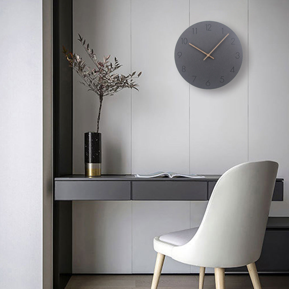 Minimalistické dřevěné nástěnné hodiny o průměru 29 cm se tichým chodem ve skandinávském stylu