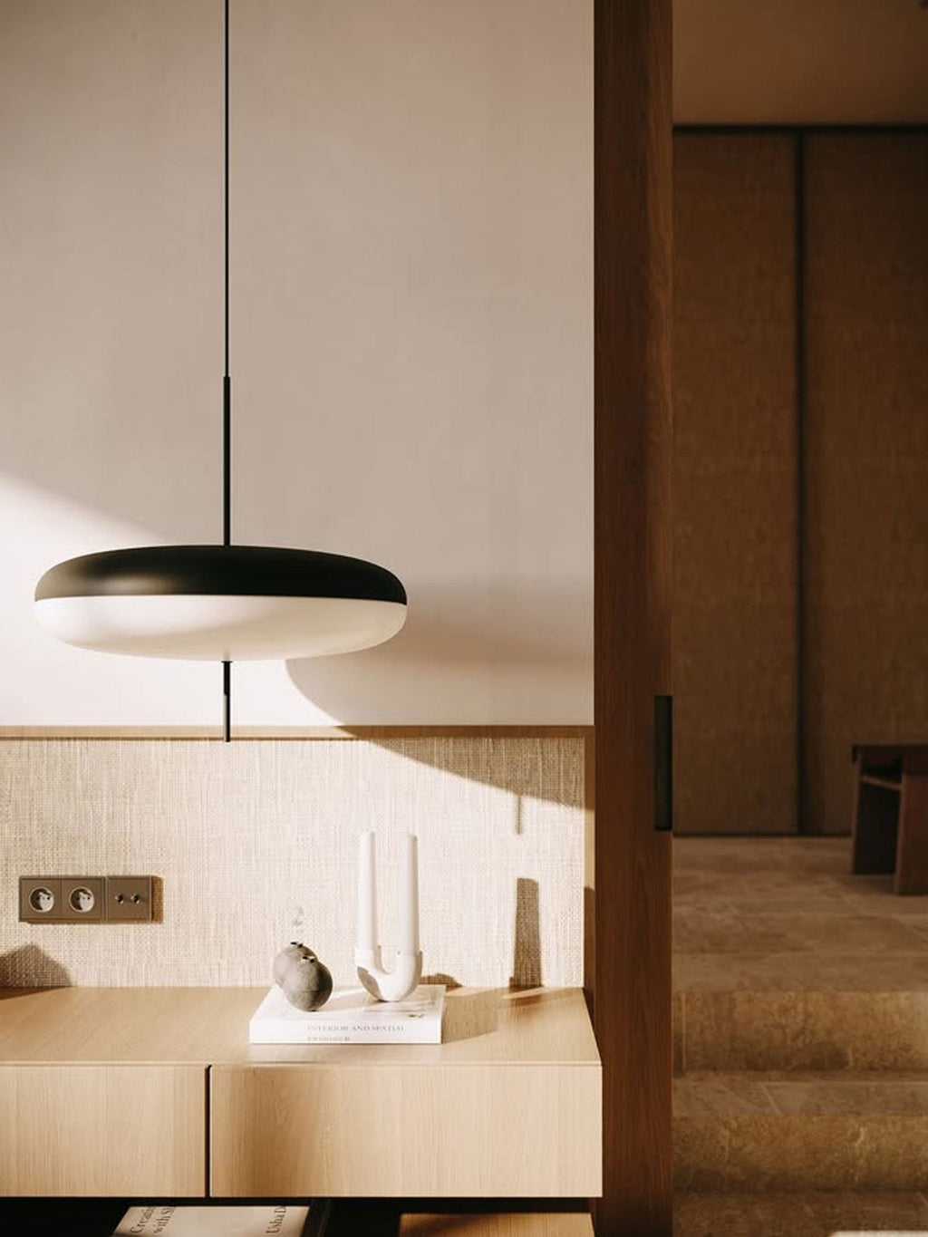 Model 2065 Midcentury-riippuvalaisin | Ormexis