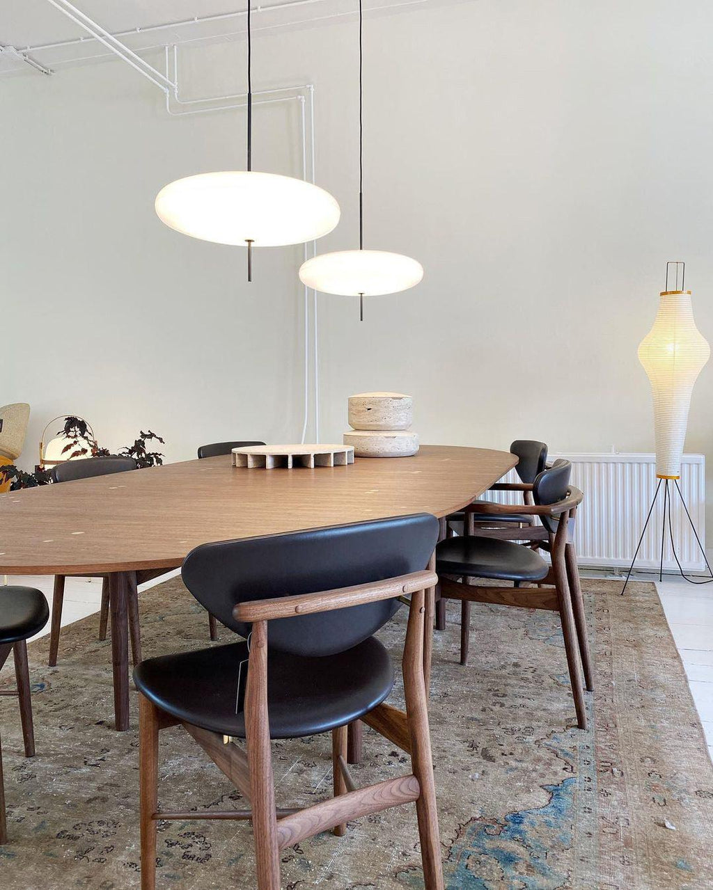 Model 2065 Midcentury-riippuvalaisin | Ormexis