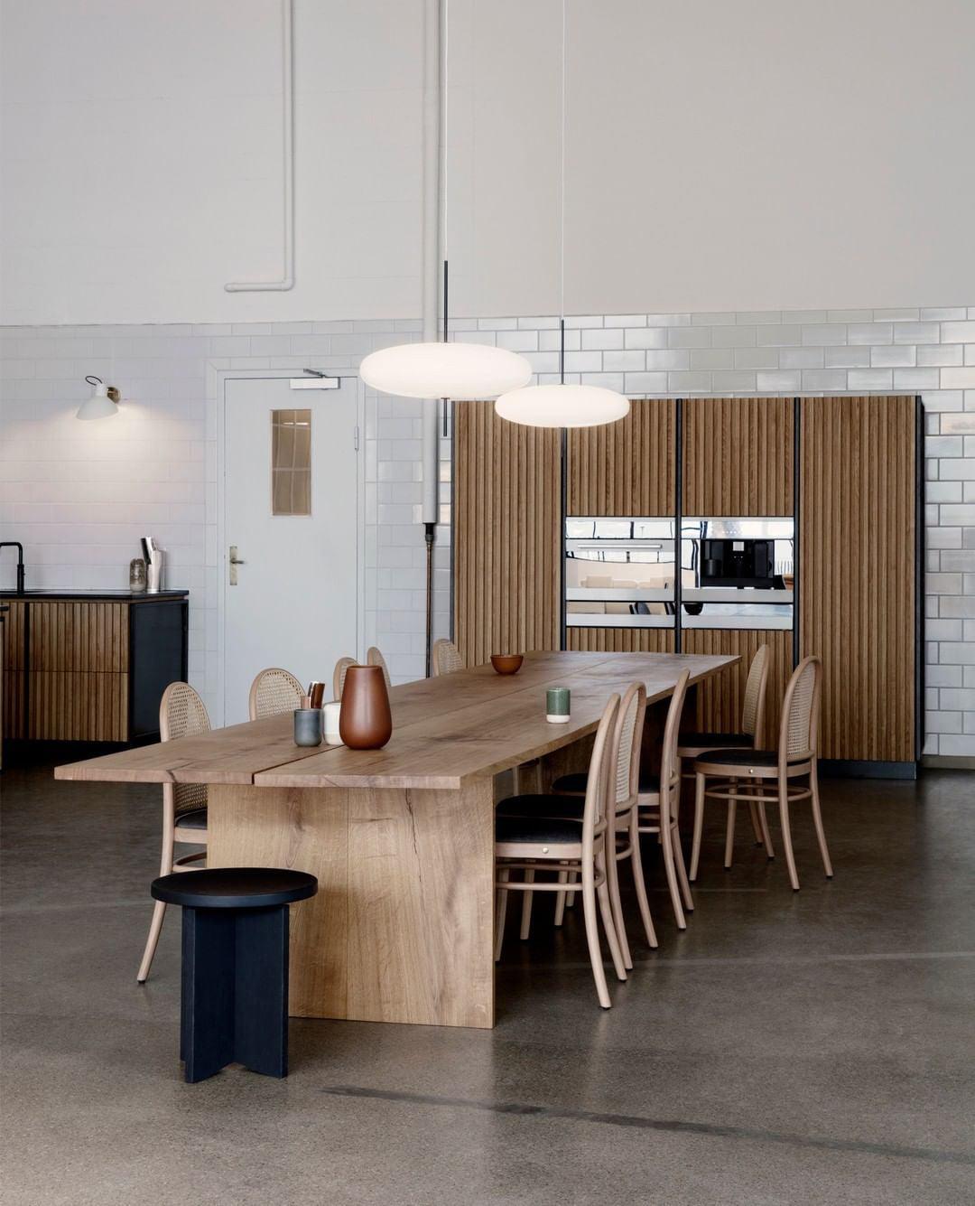 Model 2065 Midcentury-riippuvalaisin | Ormexis