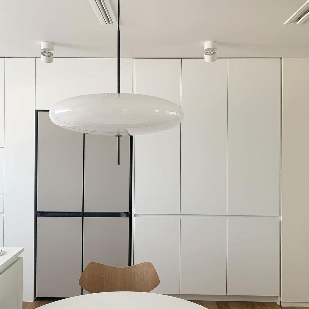 Model 2065 Midcentury-riippuvalaisin | Ormexis
