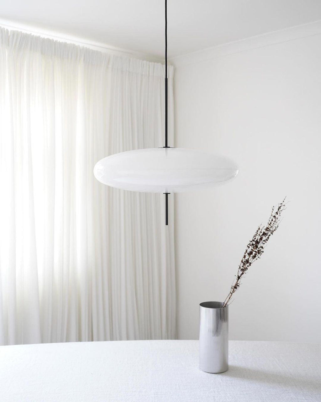 Model 2065 Midcentury-riippuvalaisin | Ormexis