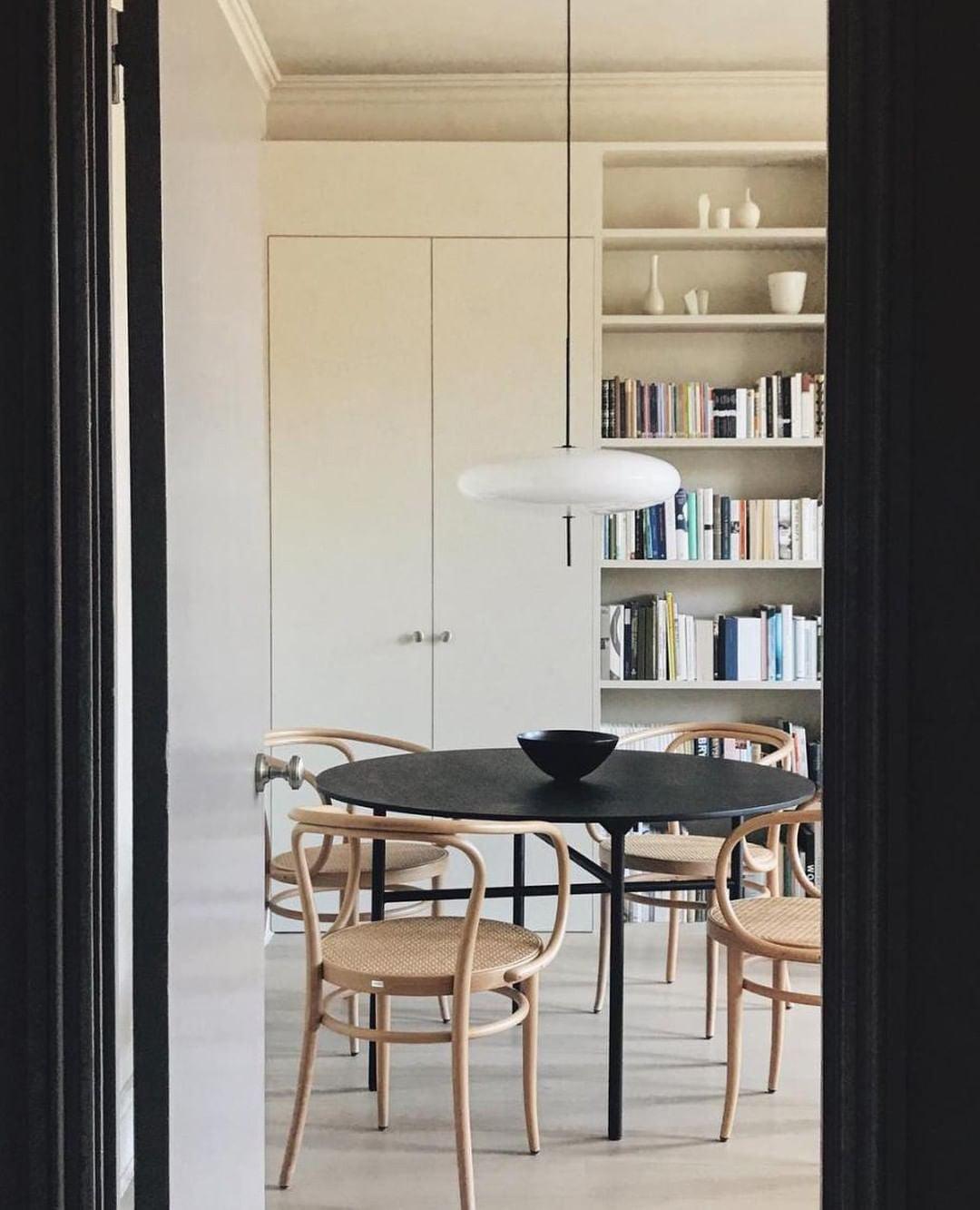 Model 2065 Midcentury-riippuvalaisin | Ormexis