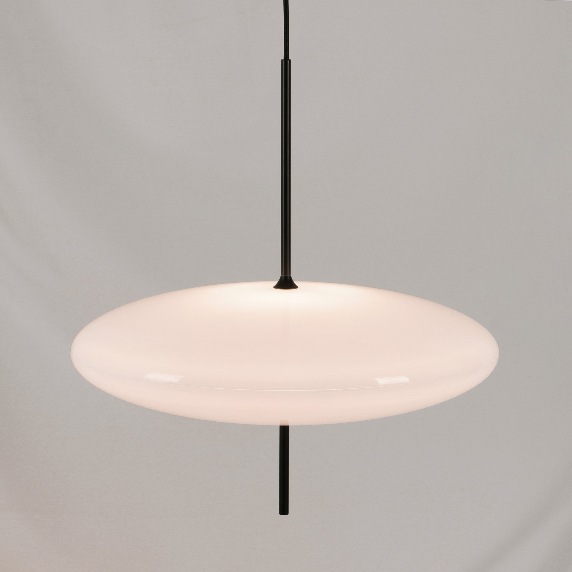 Model 2065 Midcentury-riippuvalaisin | Ormexis