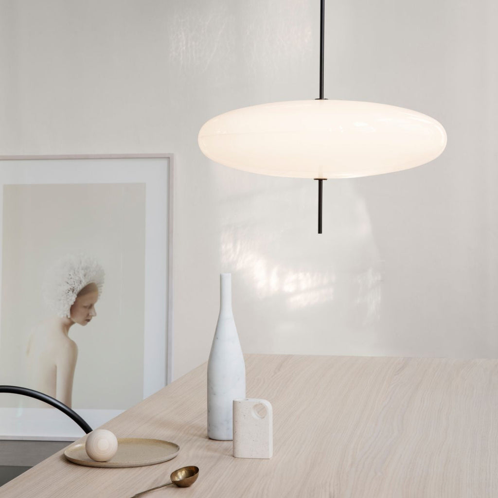 Model 2065 Midcentury-riippuvalaisin | Ormexis