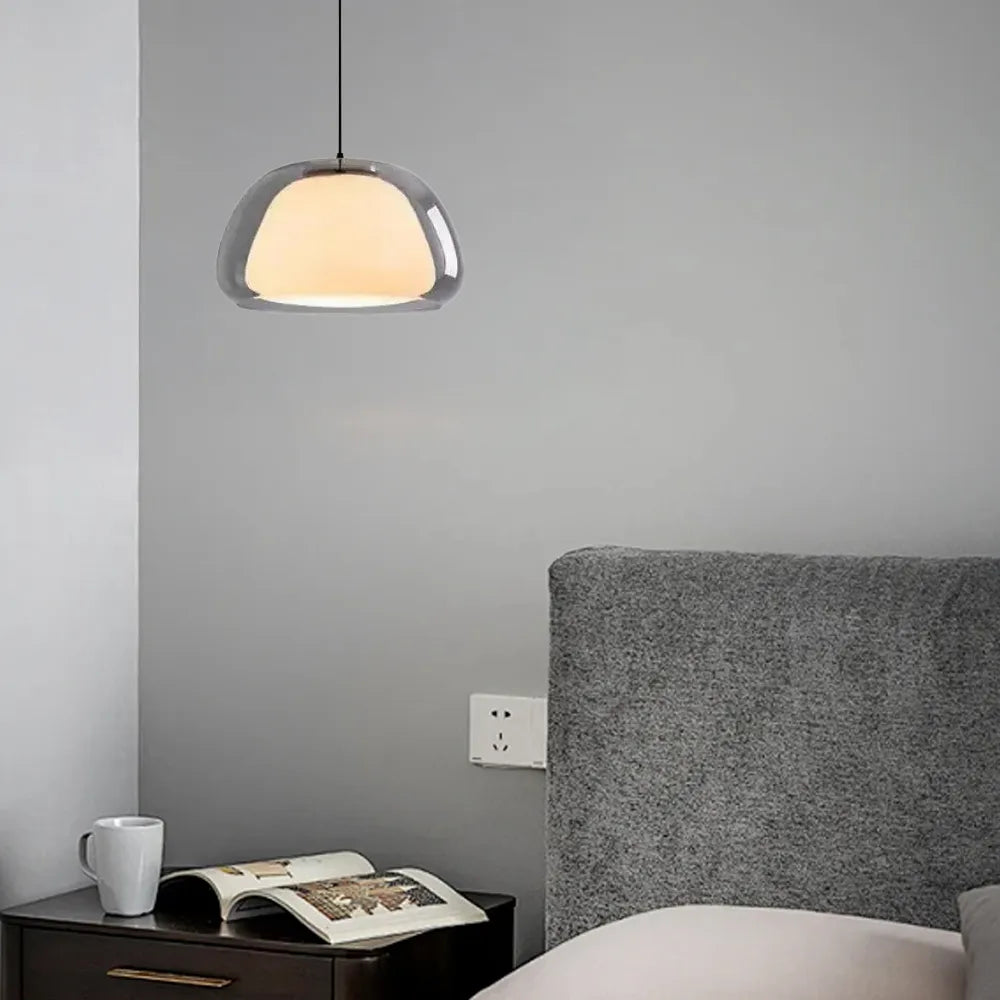 Minimalistinen lasiriippuvalaisin | Ormexis