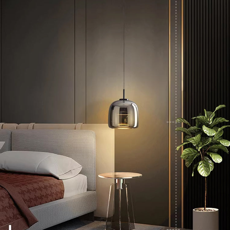 Závěsná lampa Arden Black s odstínem kouřového skla