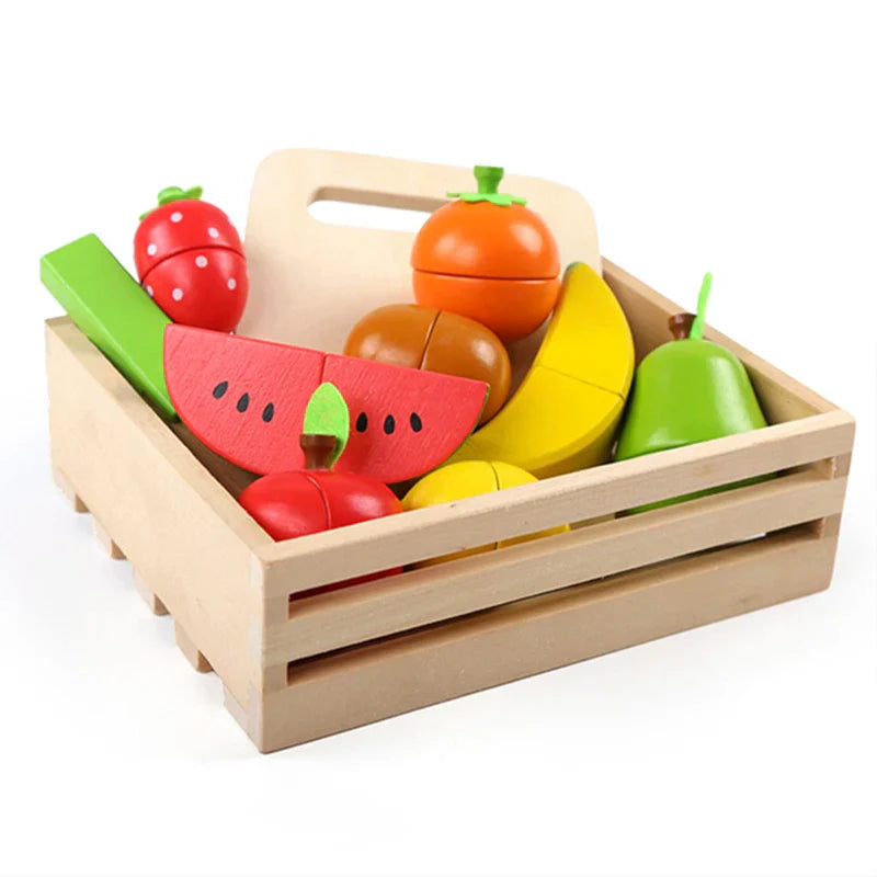 Montessori kuchyňská sada hraček s dřevěným ovocem a zeleninou na krájení