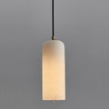 Moderne globependellampe i alabast med messingfinish | Ormexis