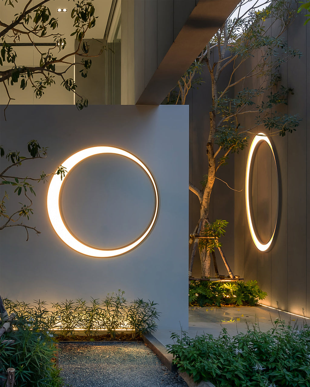Minimalistyczna lampa pierścieniowa Lunar | Ormexis