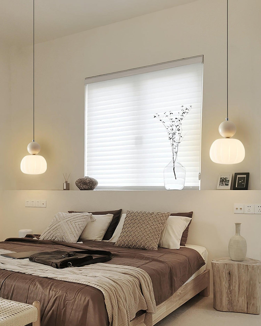 Bolvormige hanglamp met accentverlichting | Ormexis