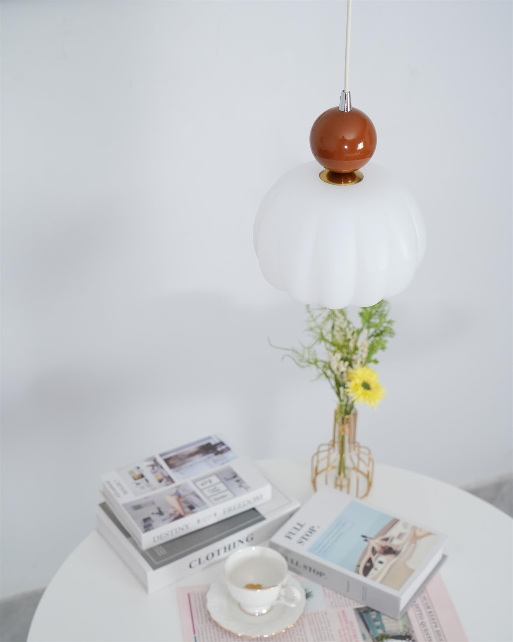 Bolvormige hanglamp met accentverlichting | Ormexis
