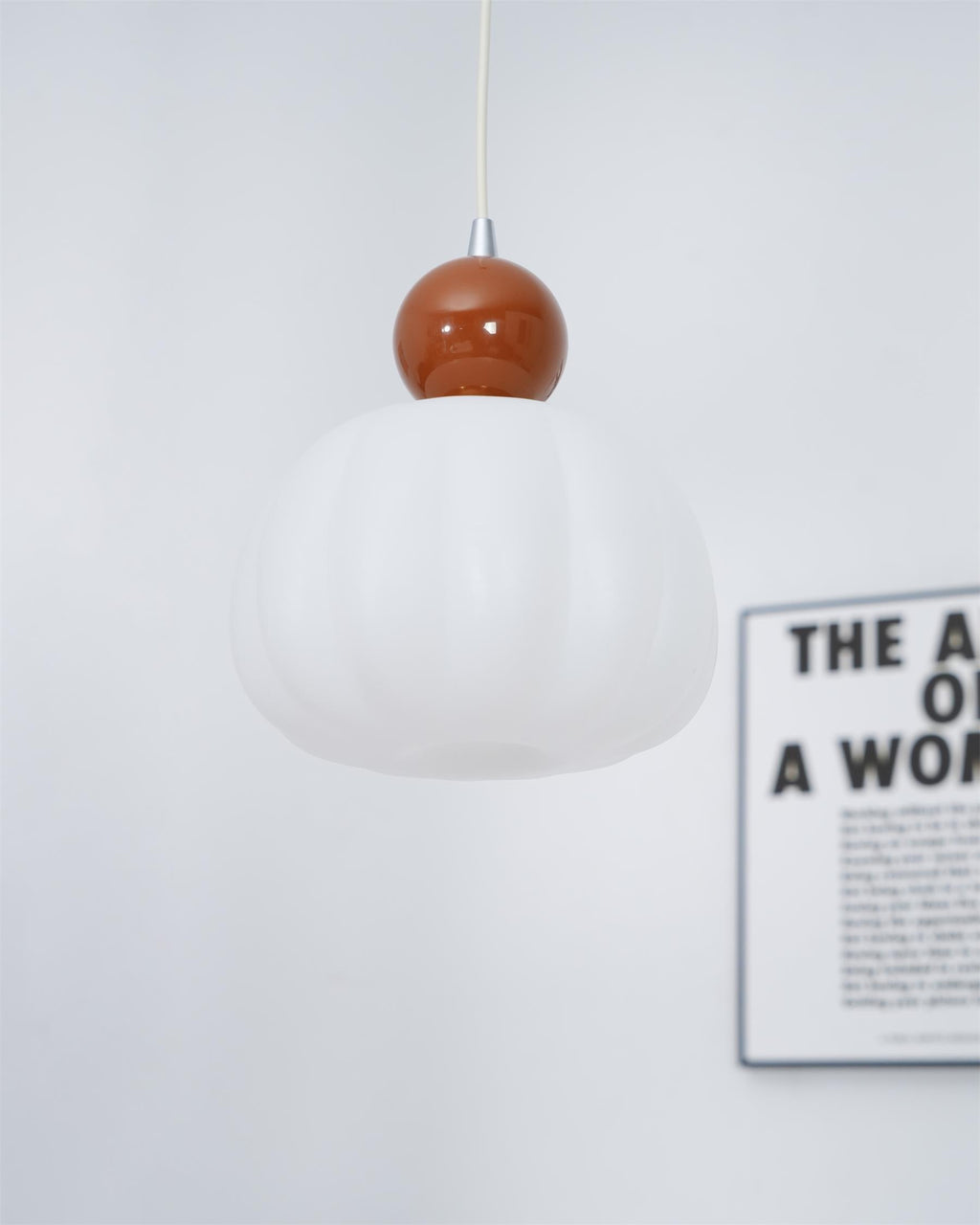 Bolvormige hanglamp met accentverlichting | Ormexis