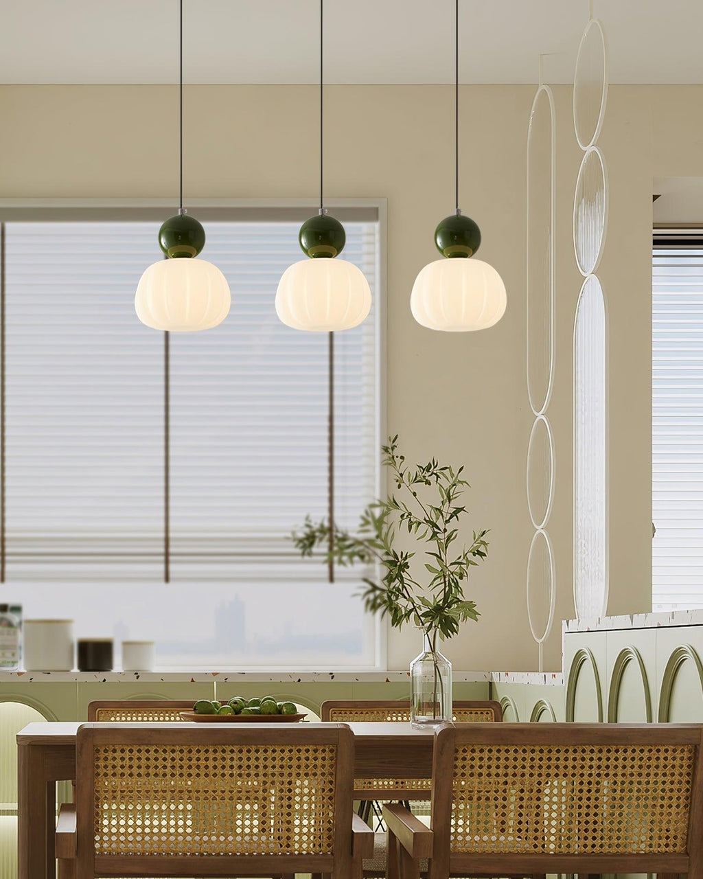 Bolvormige hanglamp met accentverlichting | Ormexis