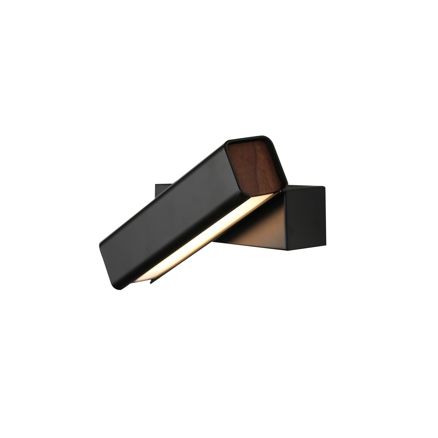 Scandinavian Angular Wall Sconce | Ormexis
