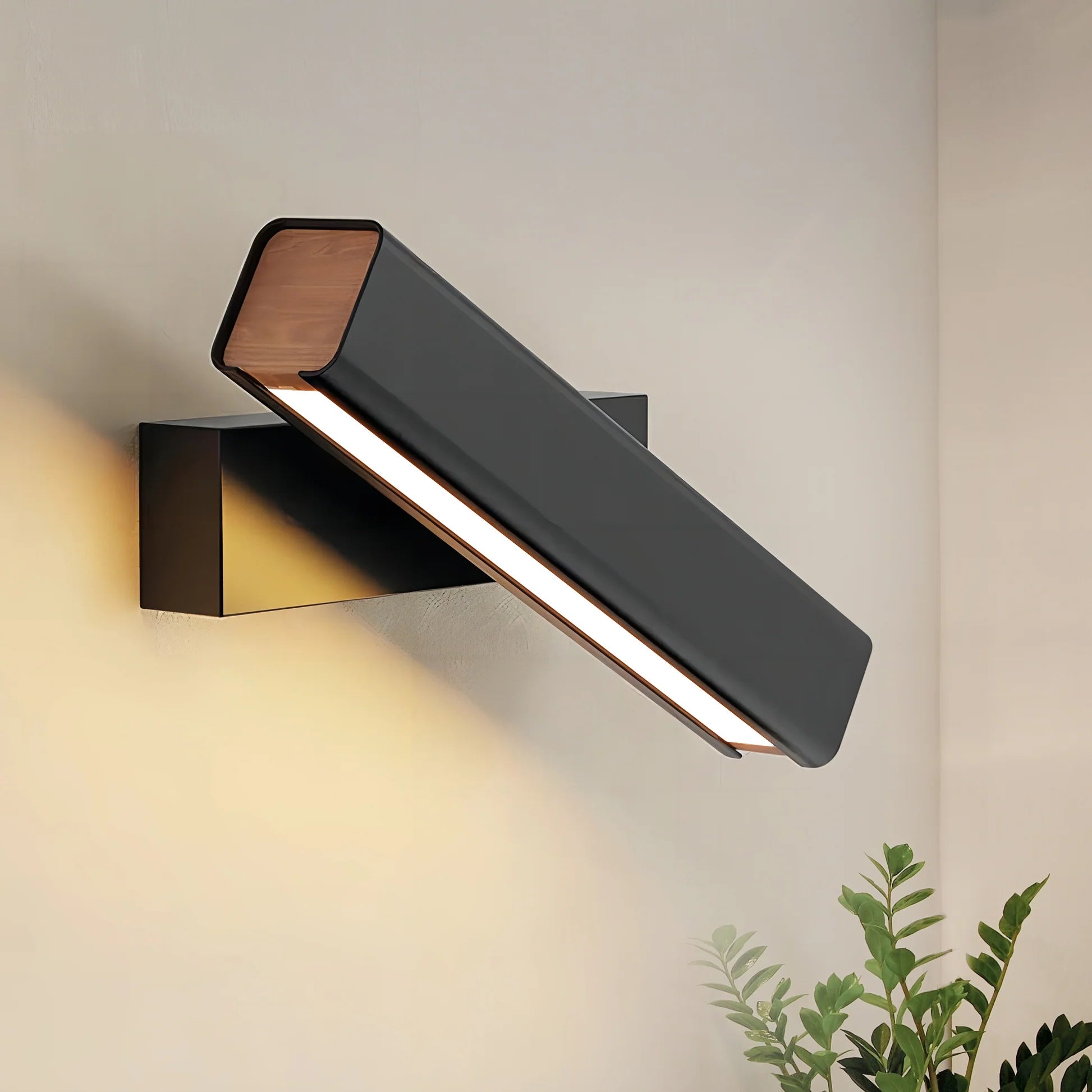 Scandinavian Angular Wall Sconce | Ormexis