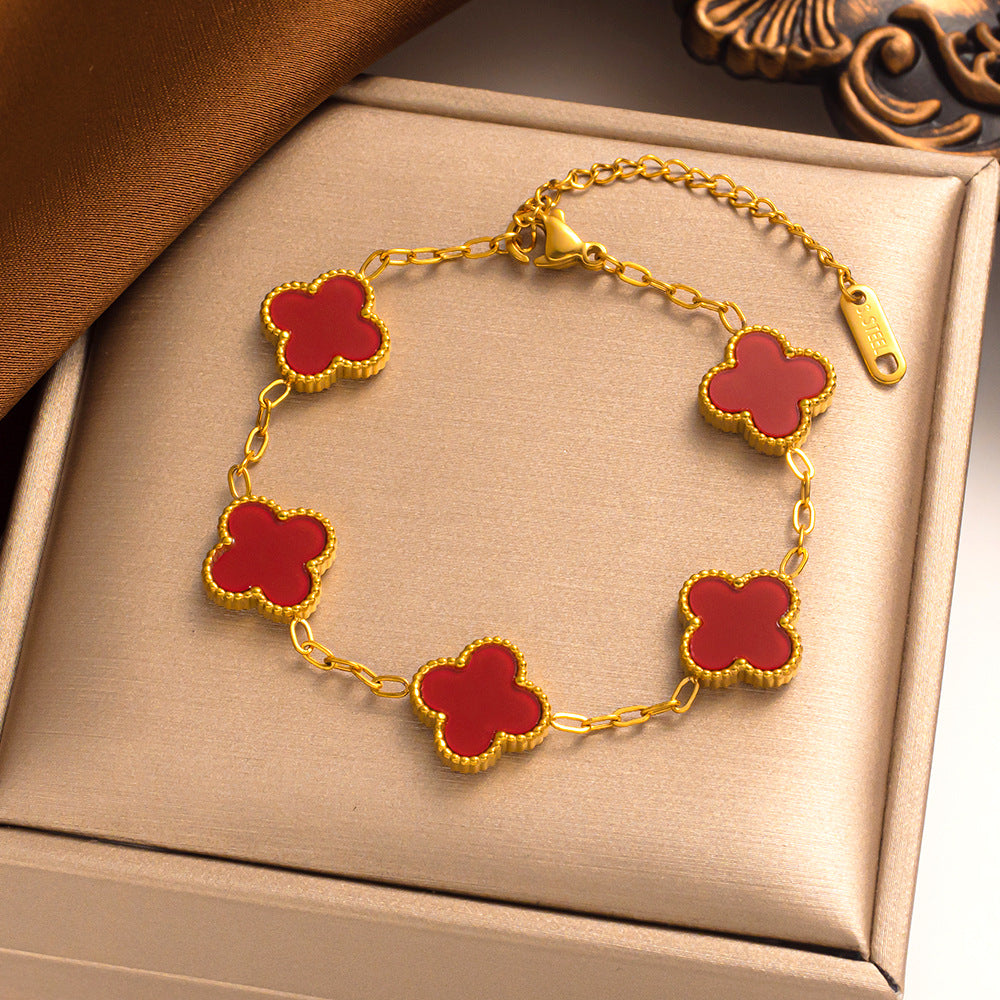 Nature's Charm Adjustable Chain Clover Bracelet For Timeless Style