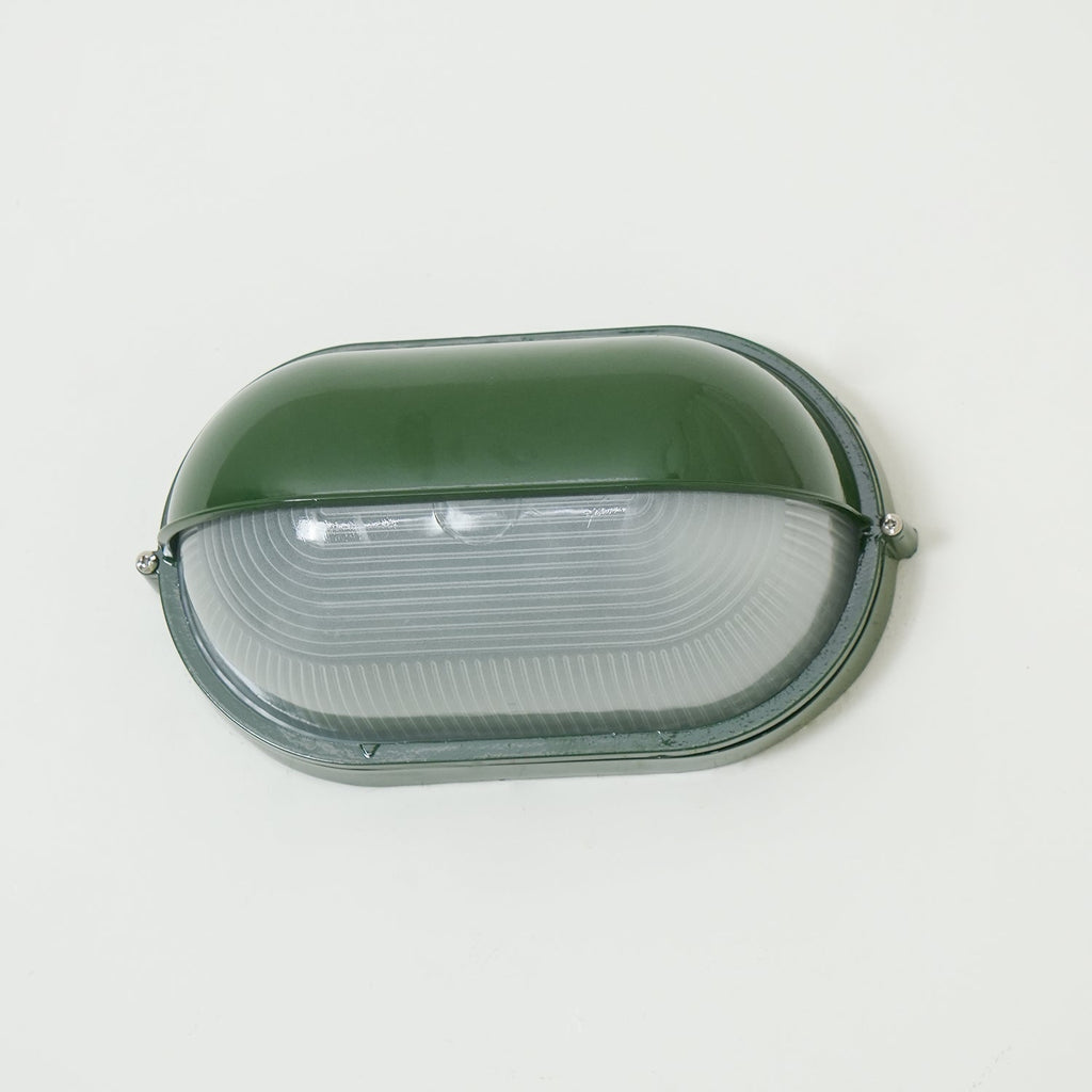 Przemysłowa lampa ścienna typu bulkhead | Ormexis