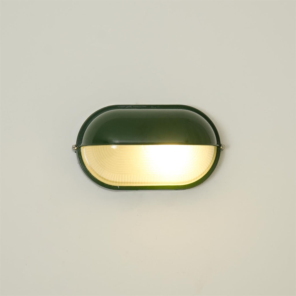 Przemysłowa lampa ścienna typu bulkhead | Ormexis