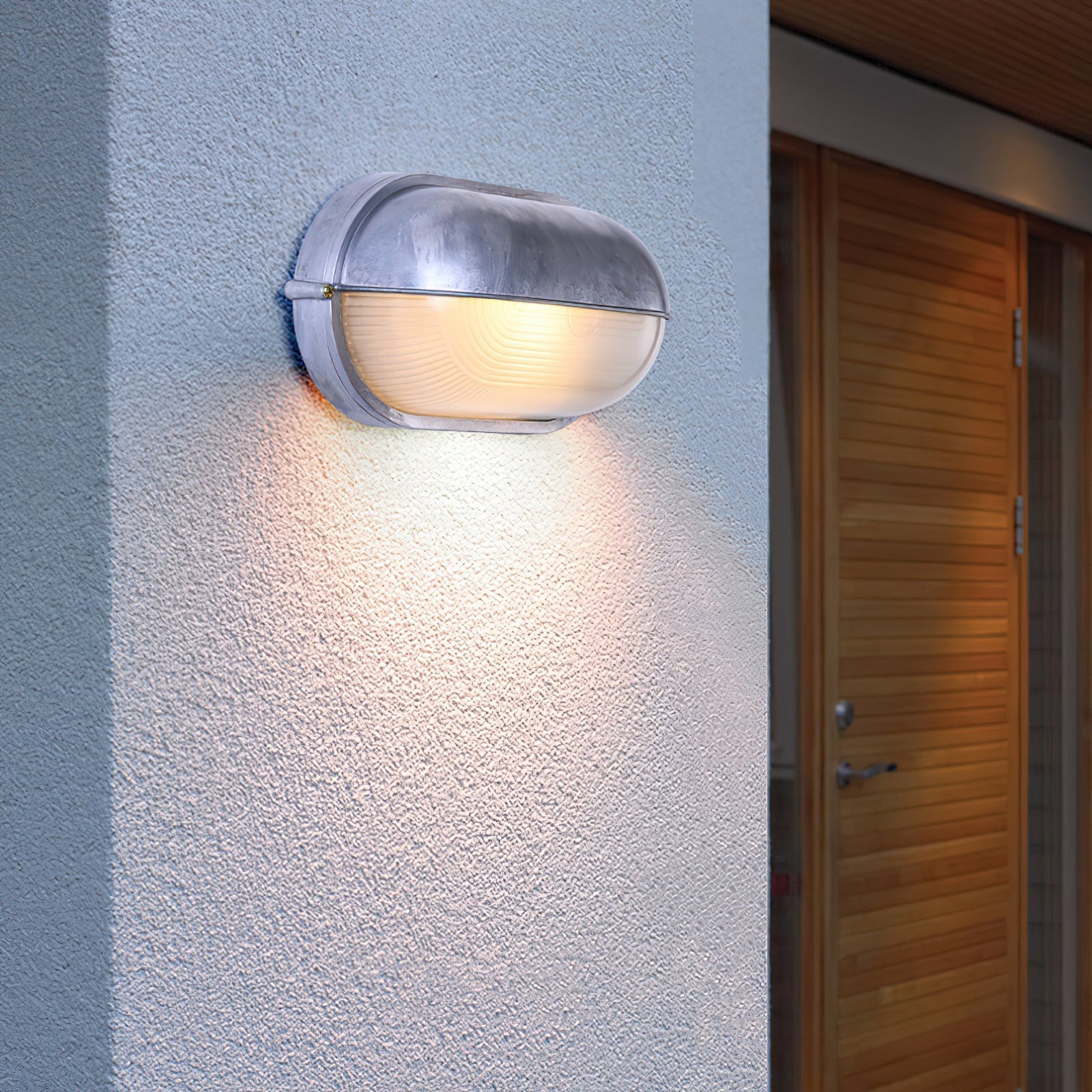 Przemysłowa lampa ścienna typu bulkhead | Ormexis