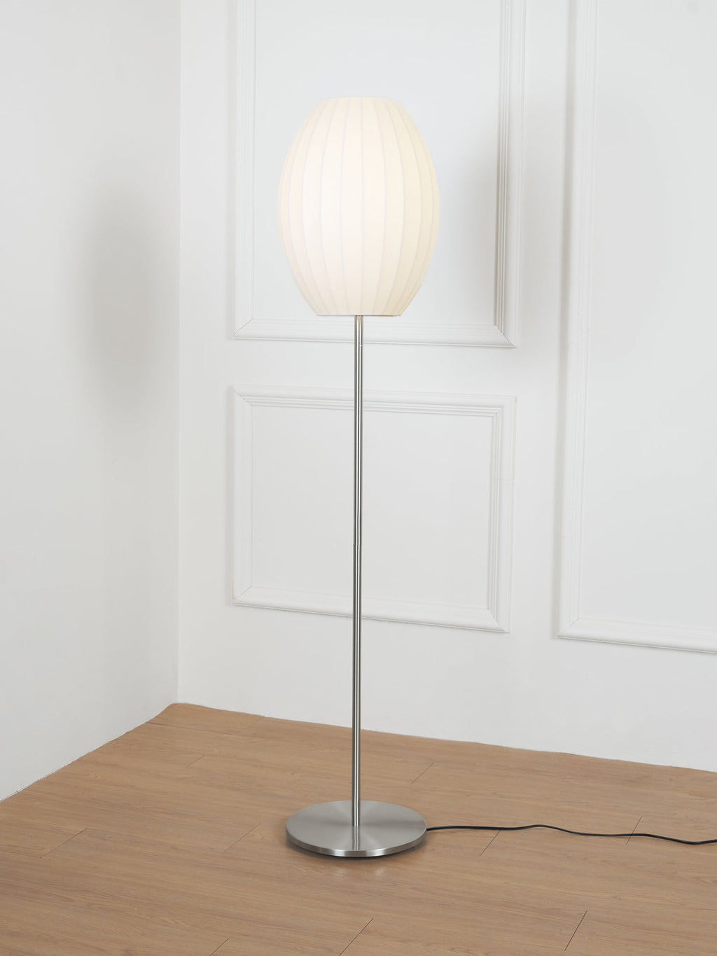 Spherical Ribbed Shade Floor Lamp | Ormexis