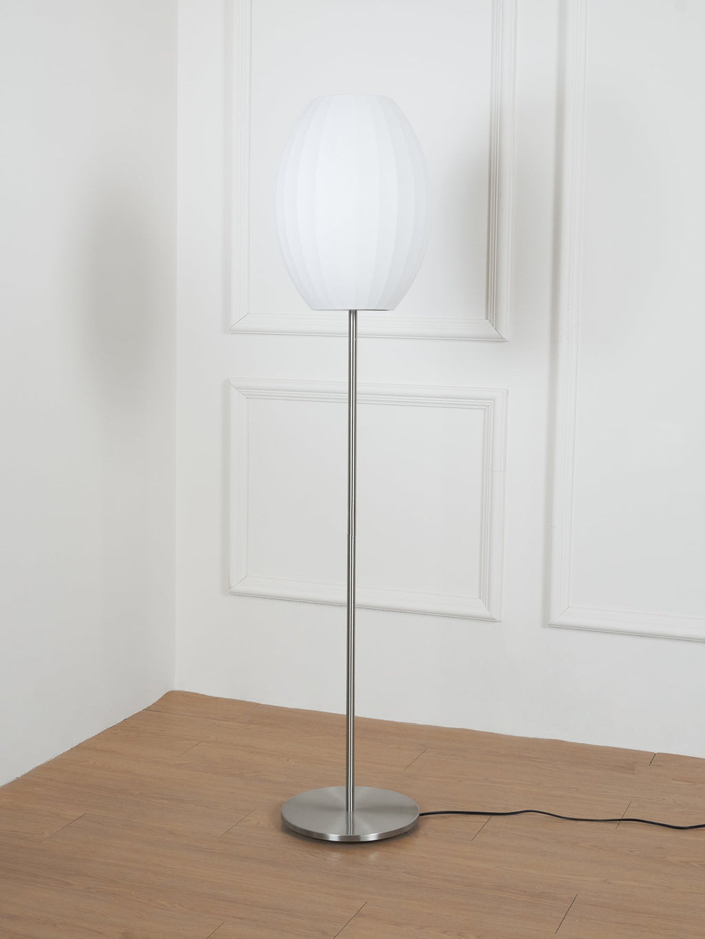 Spherical Ribbed Shade Floor Lamp | Ormexis