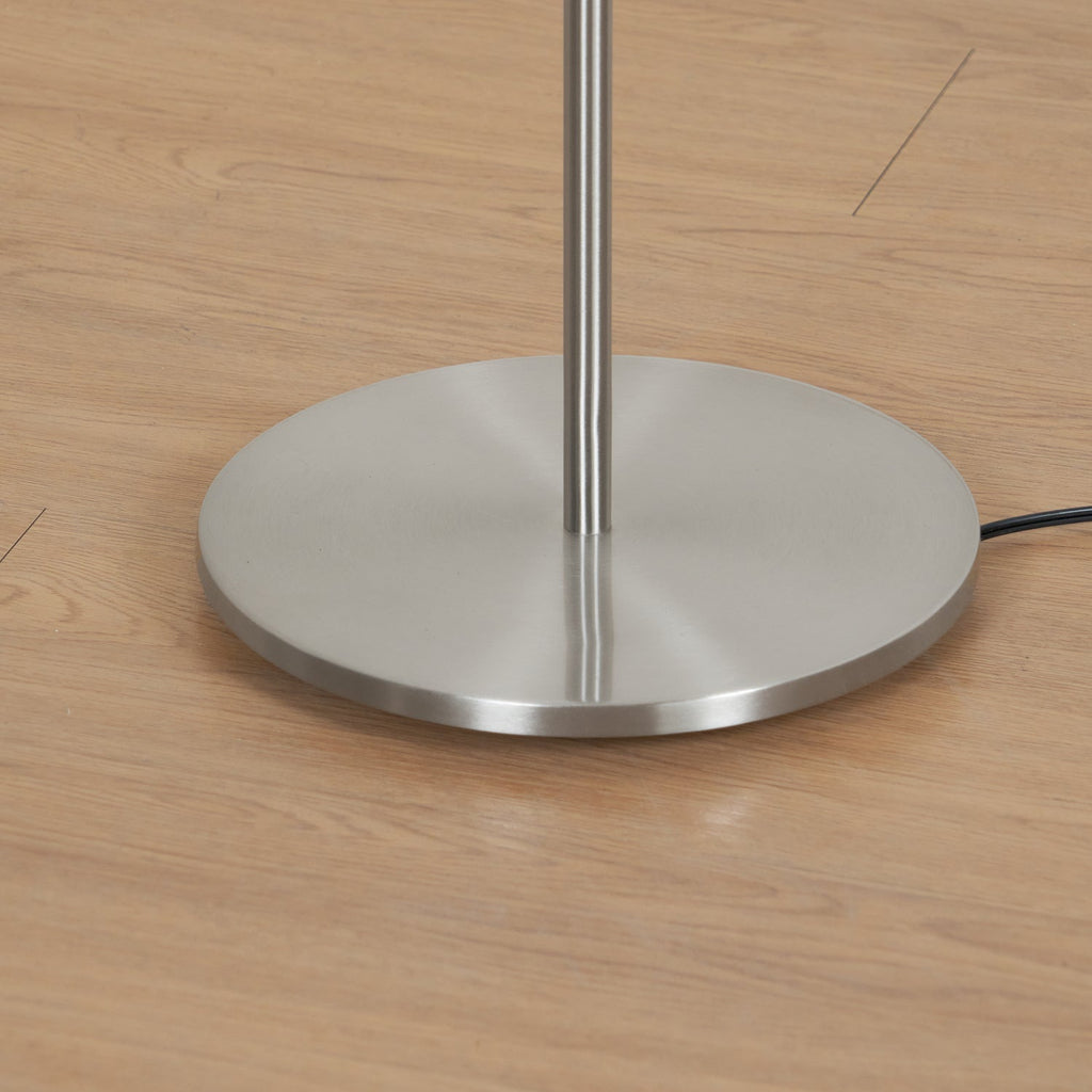 Spherical Ribbed Shade Floor Lamp | Ormexis