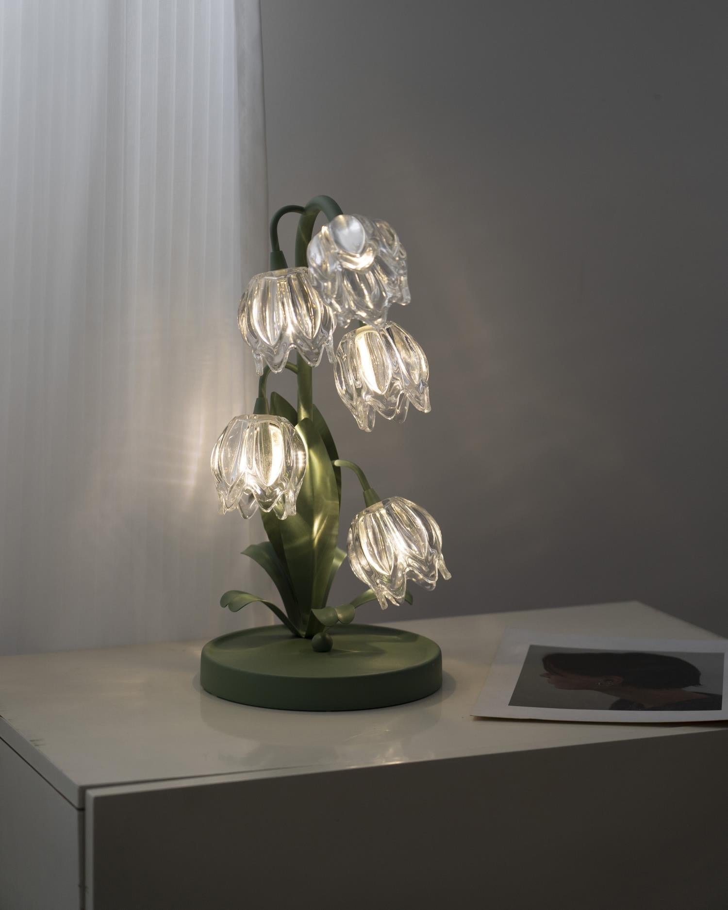 Kryształowa lampa stołowa Lily | Ormexis