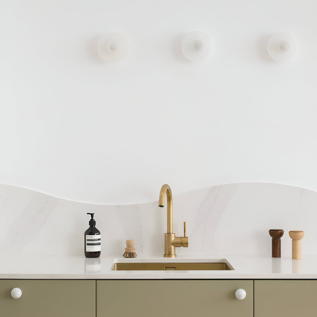 Aplica de perete tip halo, în stil minimalist nordic | Ormexis