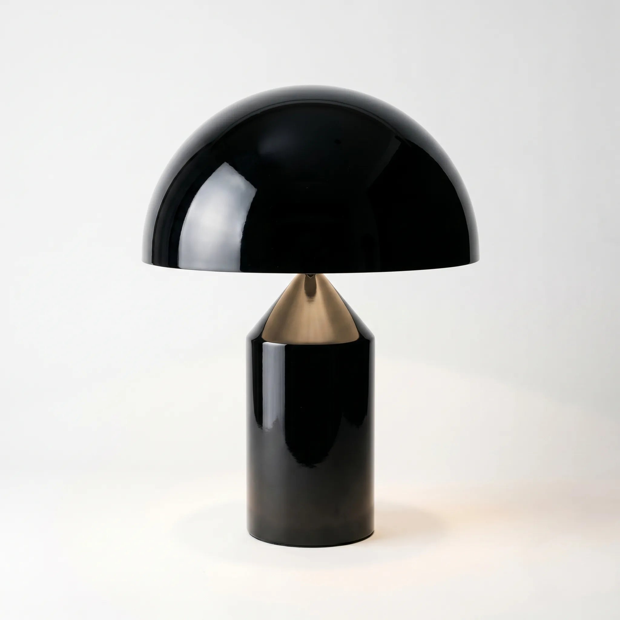 Minimalist Dome Table Lamp -  Ambient Room Lighting - Ormexis