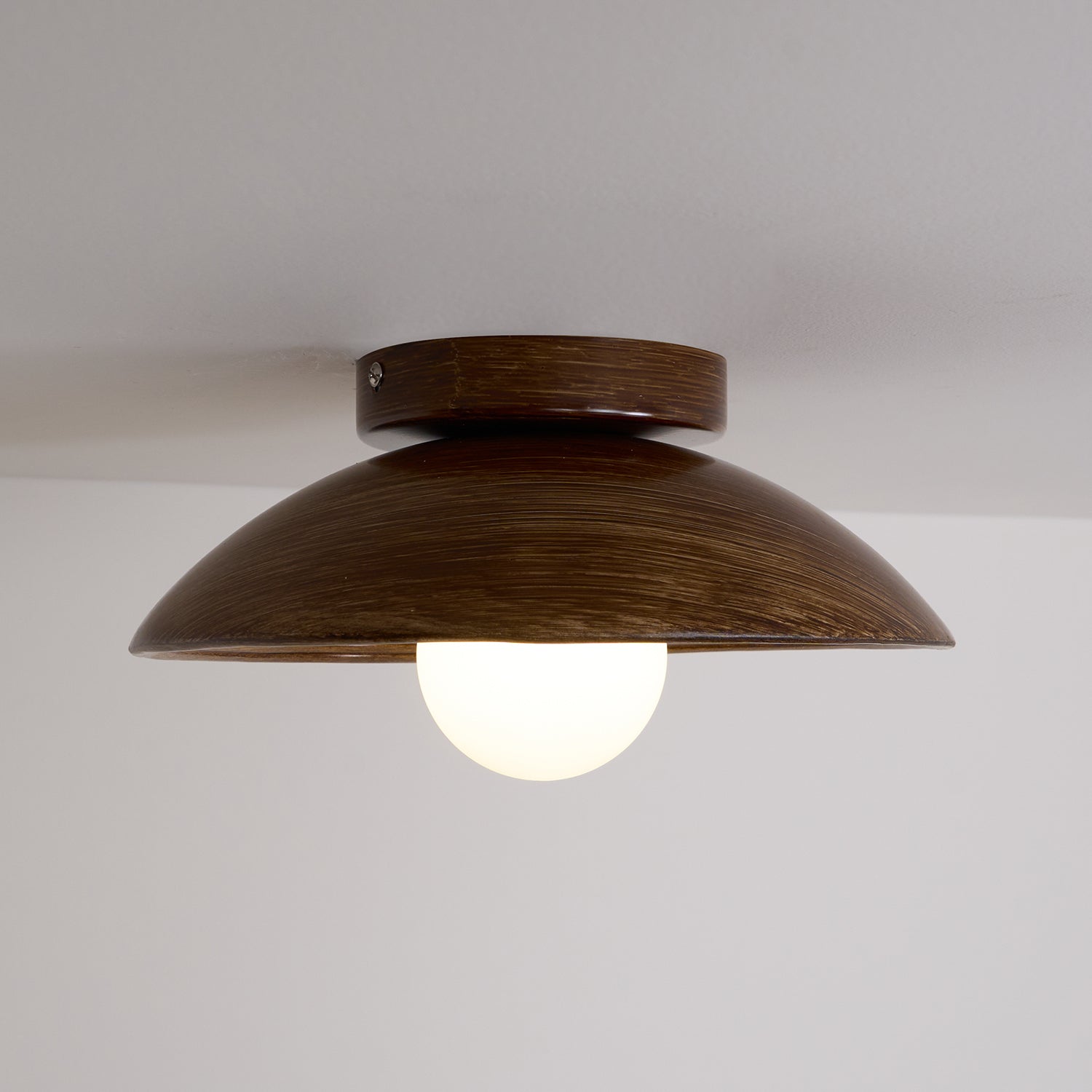 Circular Wooden Flush Mount Light | Ormexis