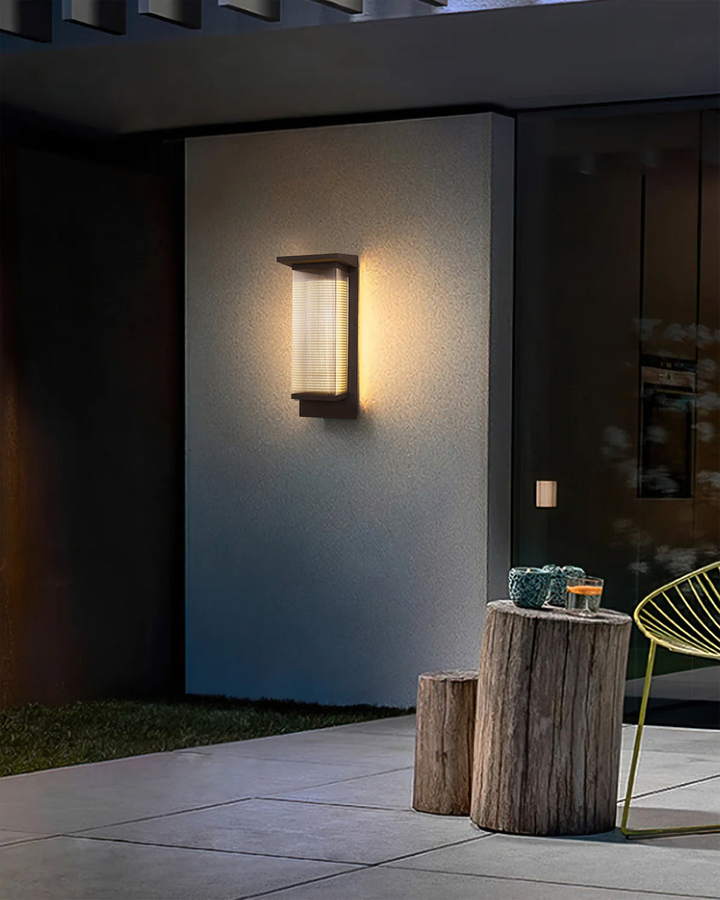 Urban Luxe Outdoor Wall Sconce | Ormexis