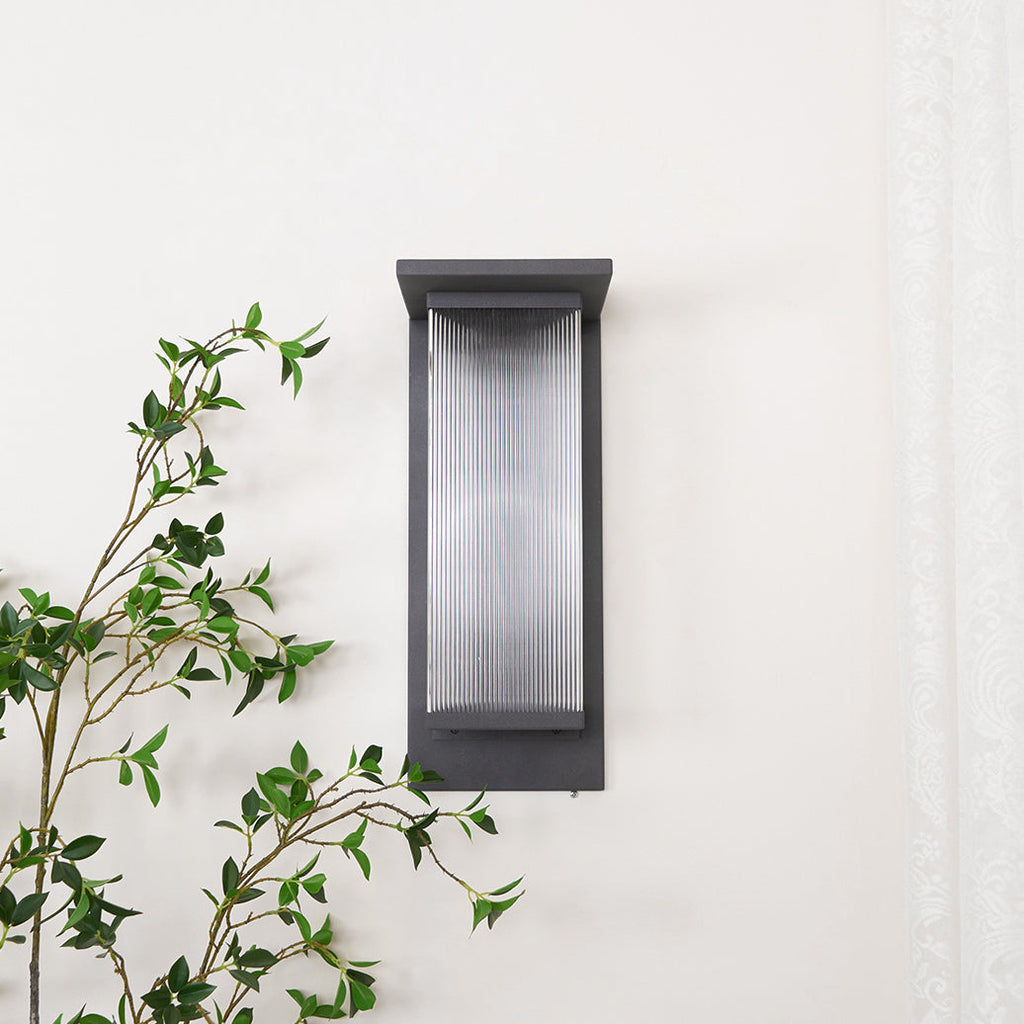Urban Luxe Outdoor Wall Sconce | Ormexis