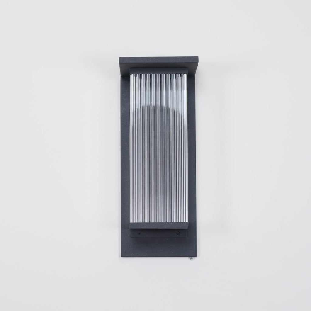 Urban Luxe Outdoor Wall Sconce | Ormexis