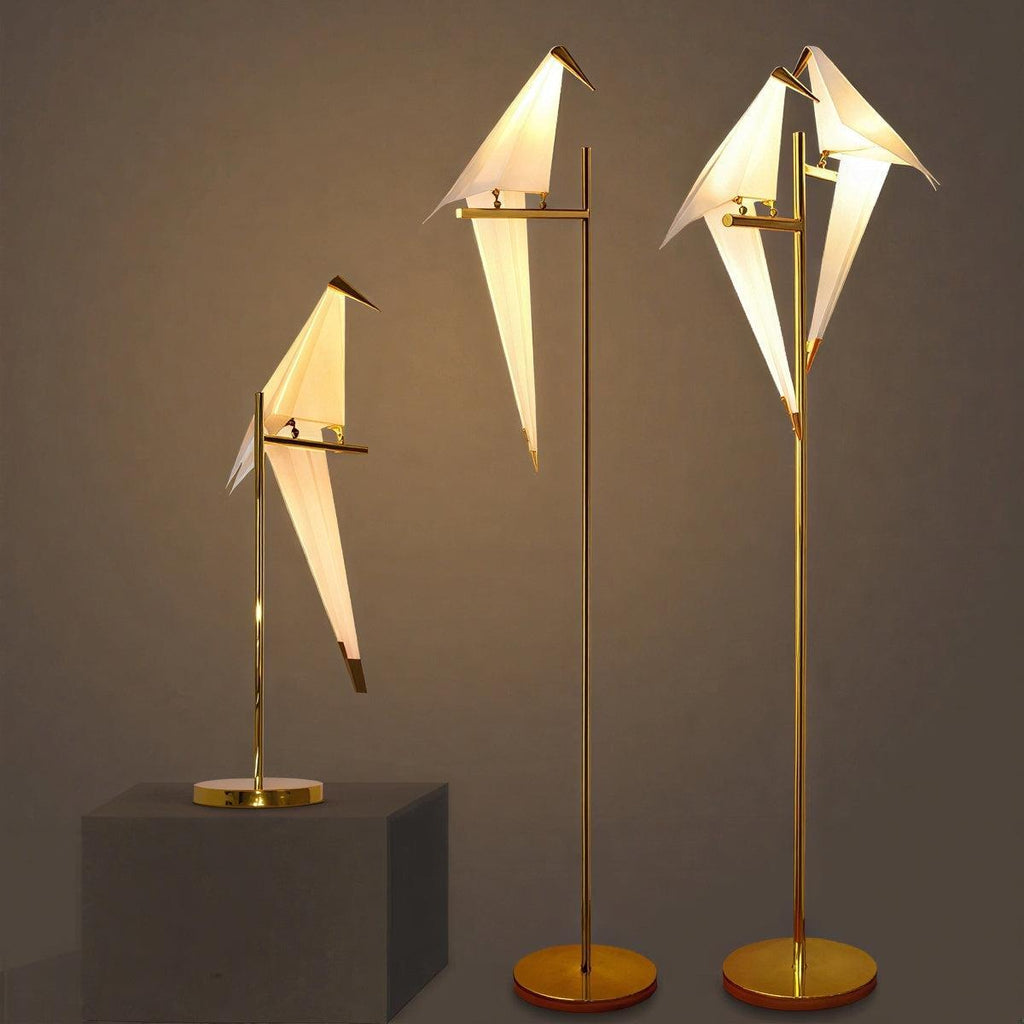 Stolní a stojací lampa s magnetickou sochou ptáka ve stylu origami | Ormexis