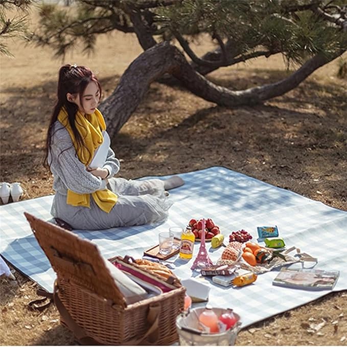 Outdoor Comfort Waterproof Blanket For Picnics With Foam Padding Large Foldable