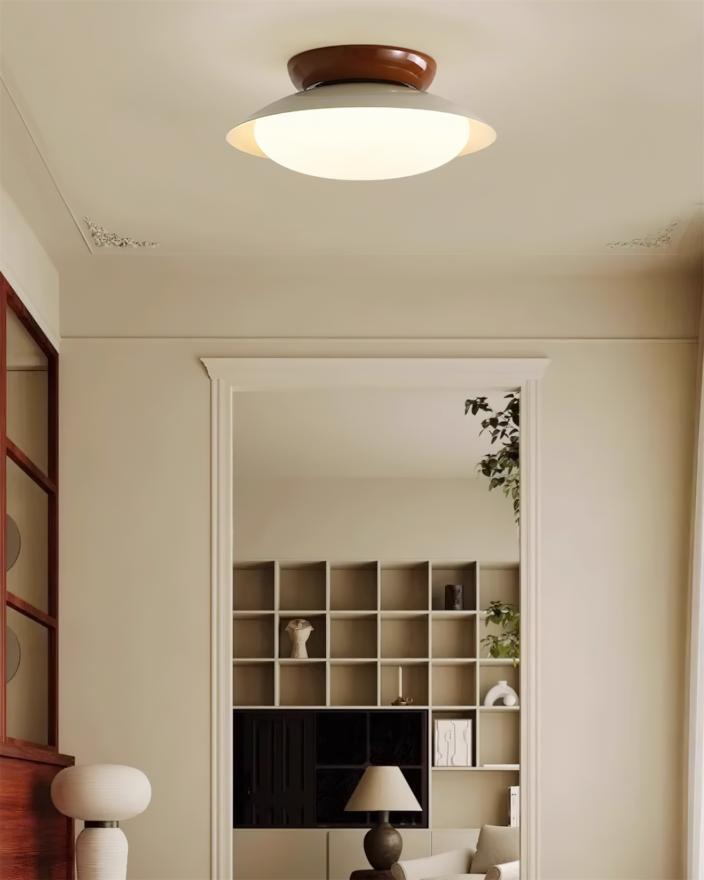 Retro Saucer Flush Mount Light | Ormexis