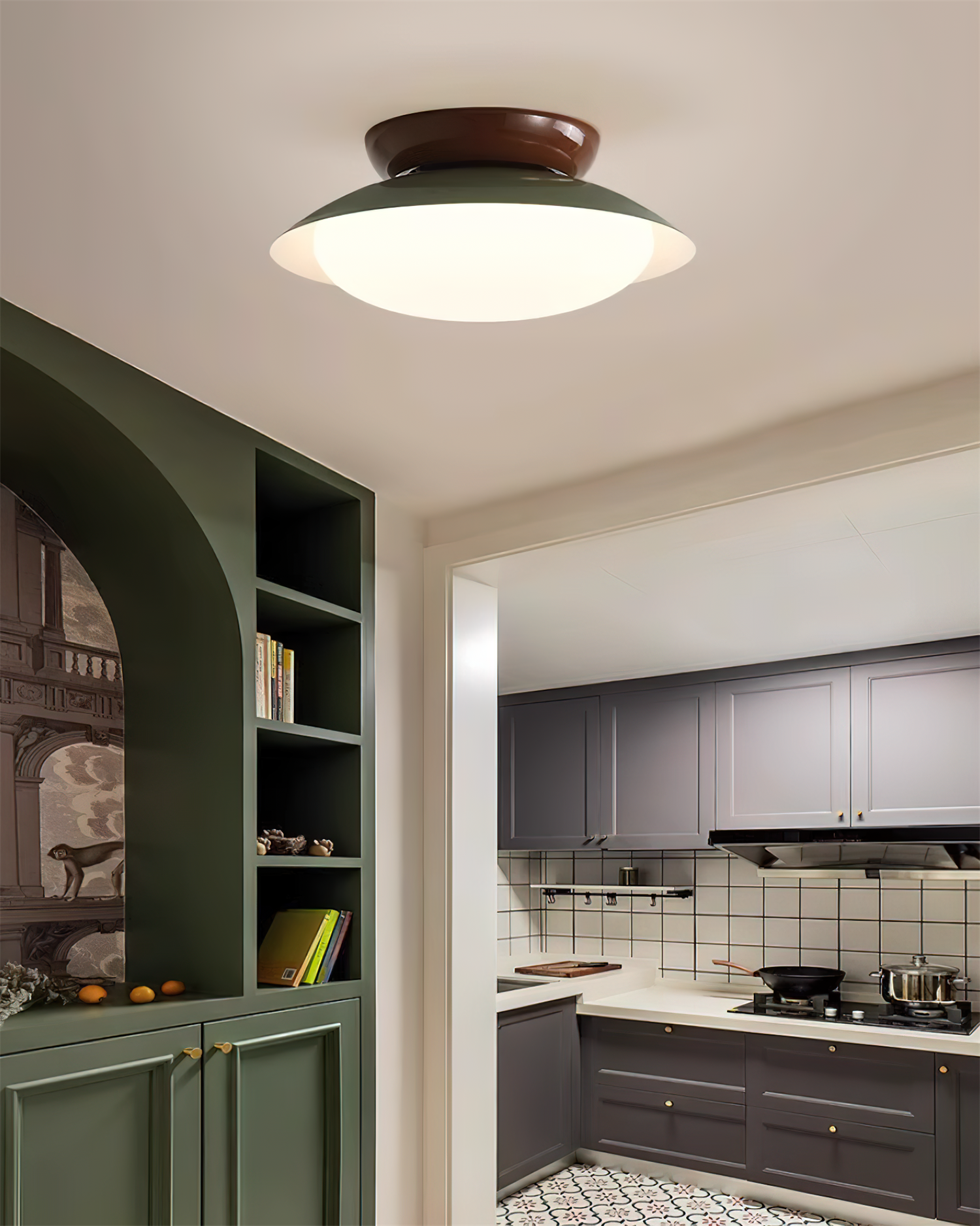 Retro Saucer Flush Mount Light | Ormexis
