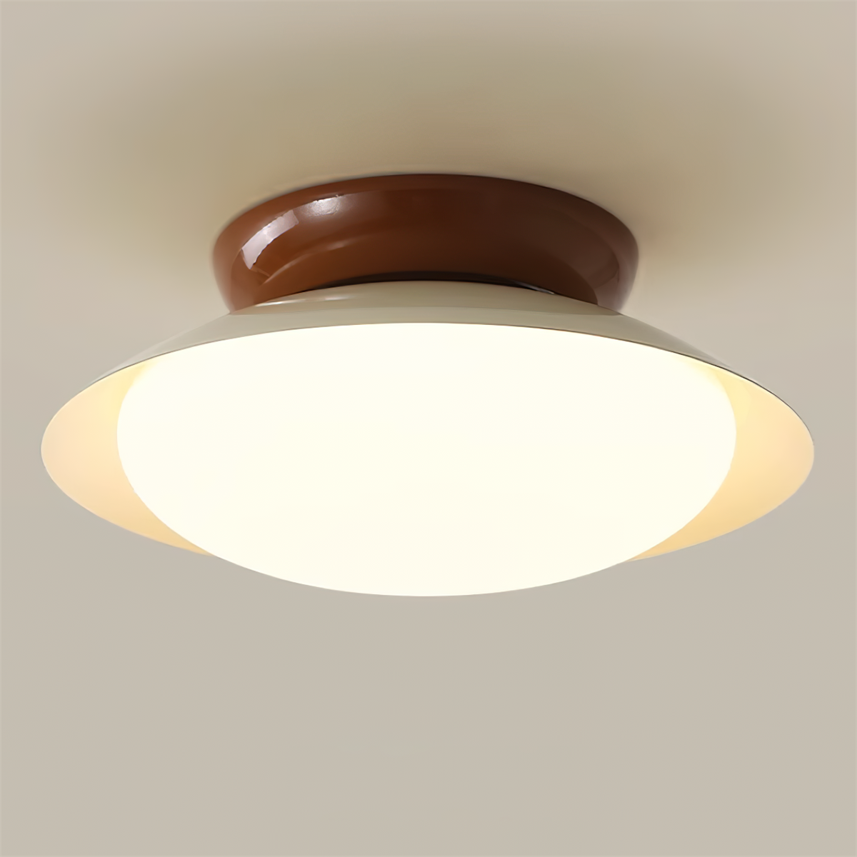 Retro Saucer Flush Mount Light | Ormexis