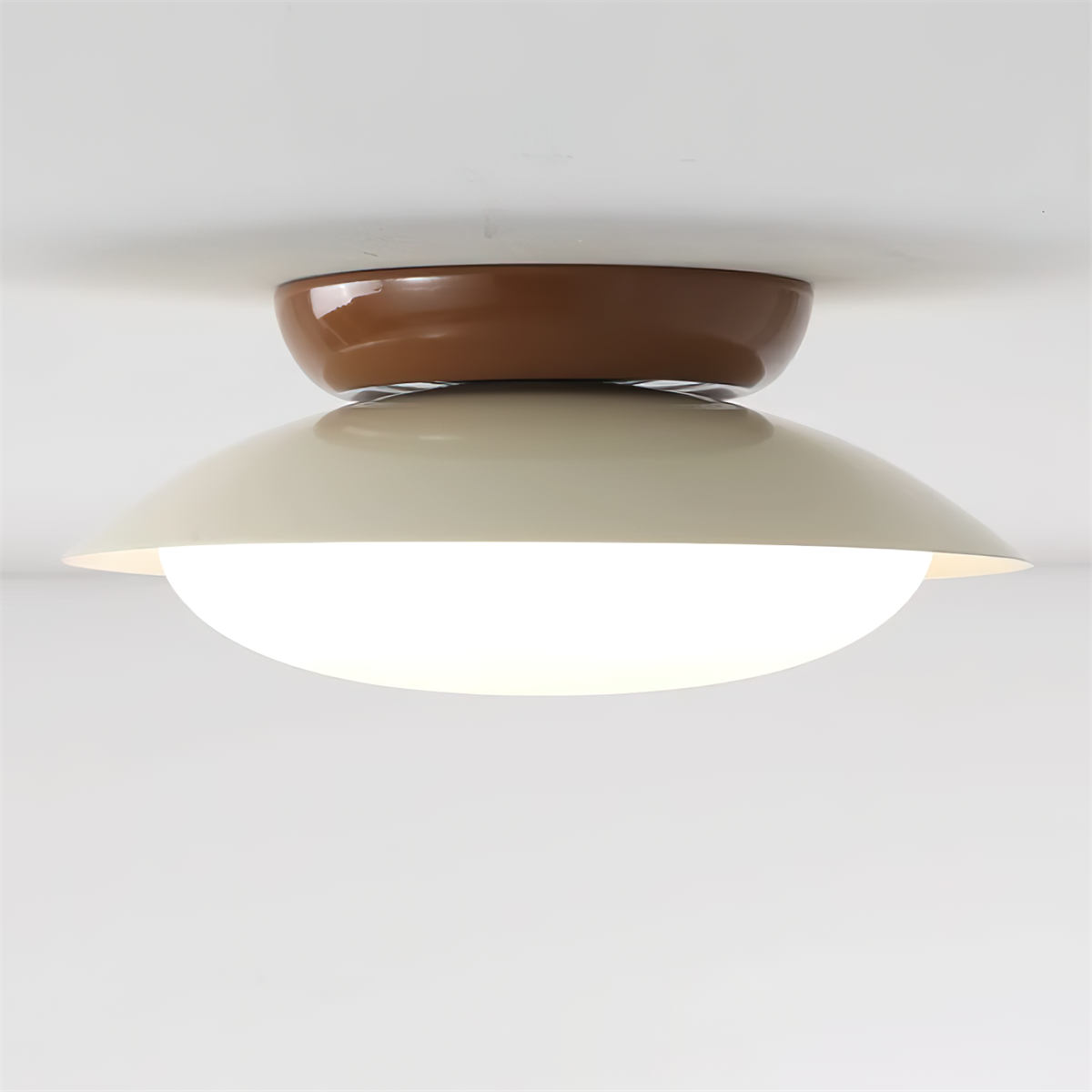 Retro Saucer Flush Mount Light | Ormexis