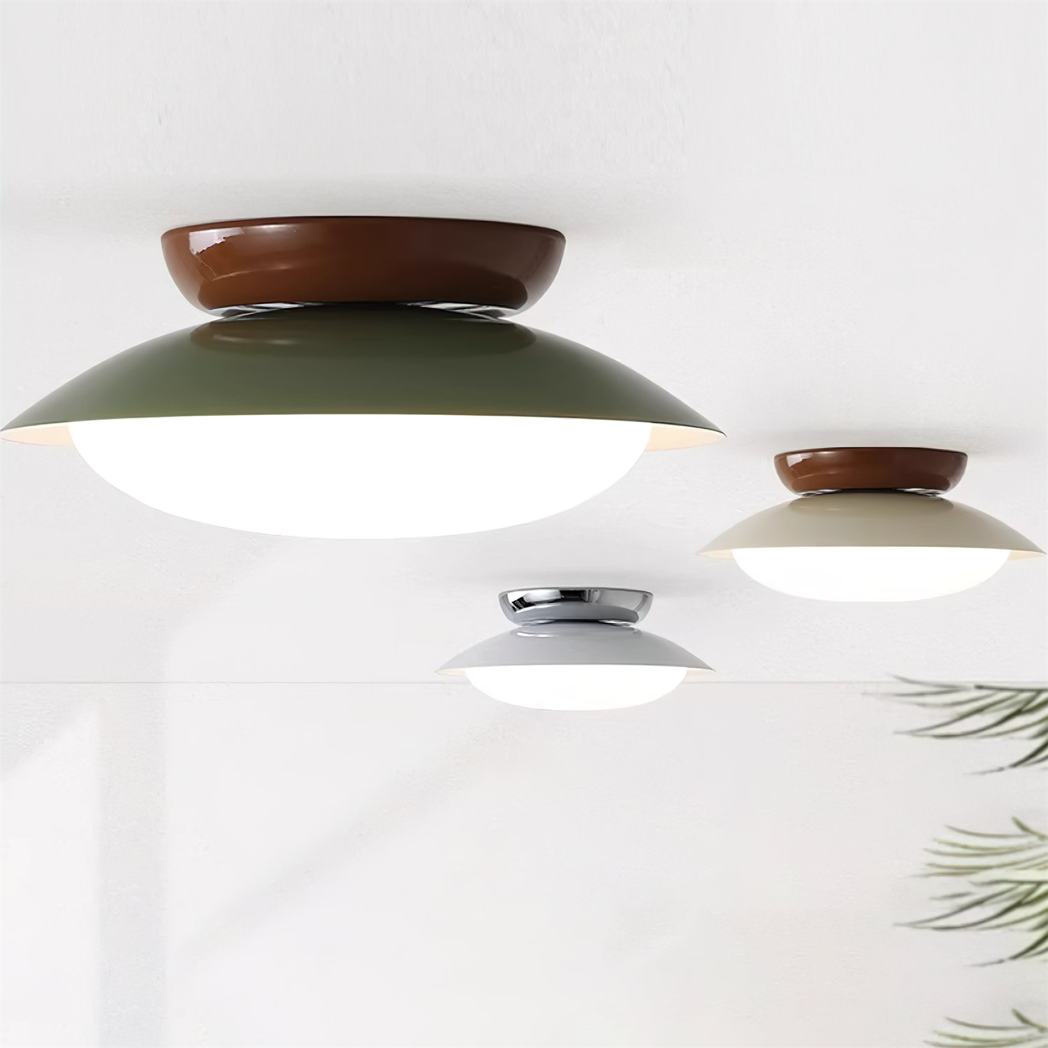 Retro Saucer Flush Mount Light | Ormexis