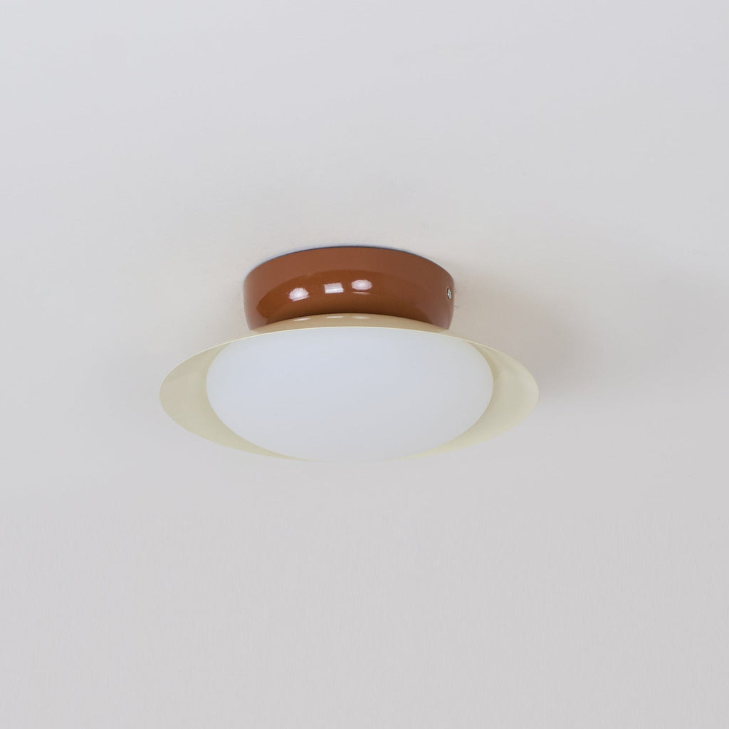 Retro Saucer Flush Mount Light | Ormexis
