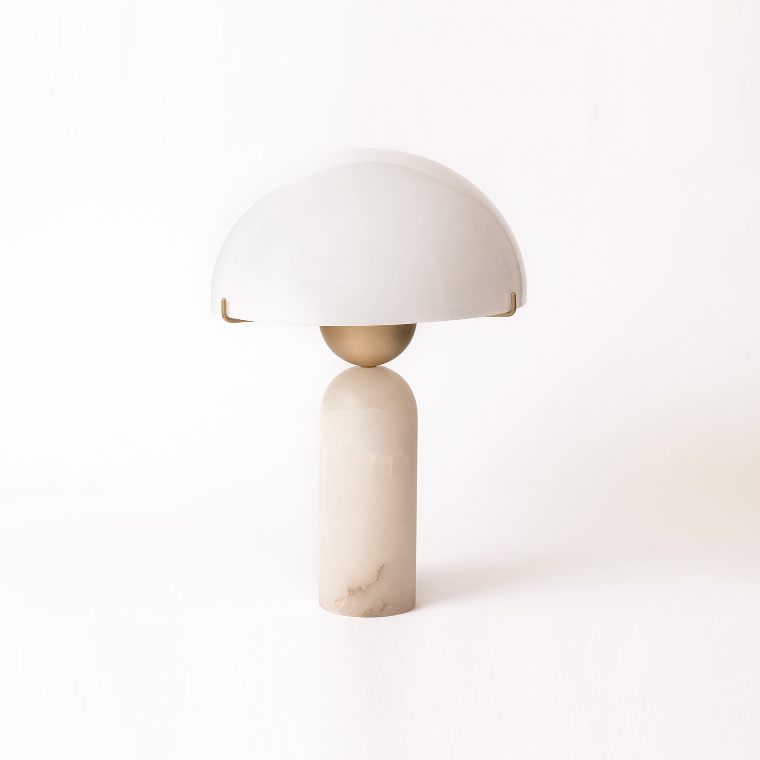 Vellum Alabaster Table Lamp | Ormexis