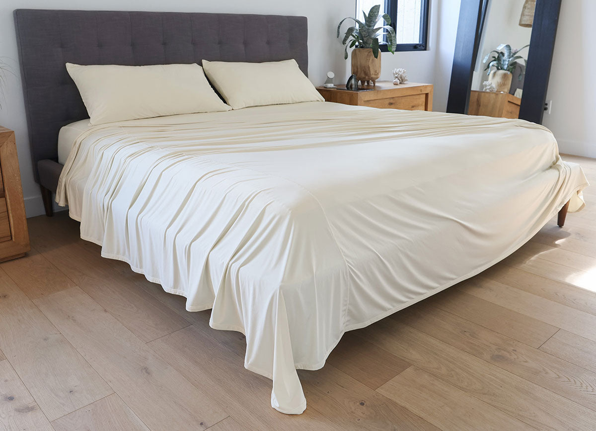 Performance Collection Ecru Bed Sheet Set With Airy Fabric For Restful Nights
