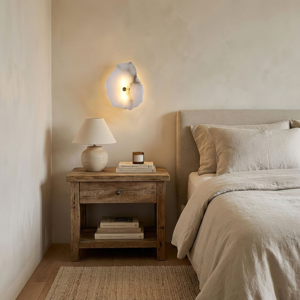 Elegant Gold Alabaster LED Wall Mount Light | Ormexis